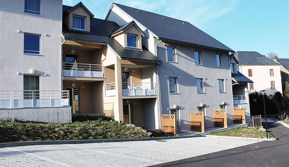 Aux Balcons Du Sancy Aparthotel Picherande Exterior photo